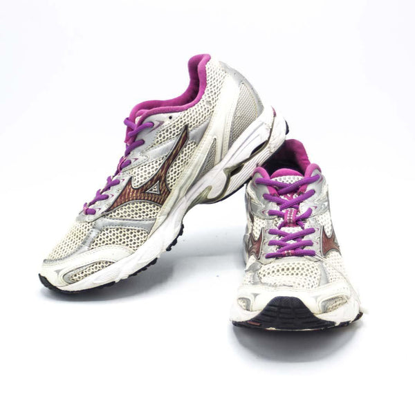 mizuno wave fortis 4