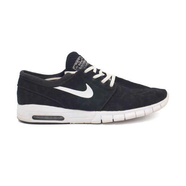 nike janoski price in uae