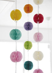 Small honeycomb ball garland