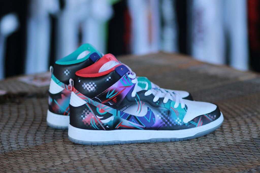 8and9 hysteria nike dunk sb by dez customz (1)