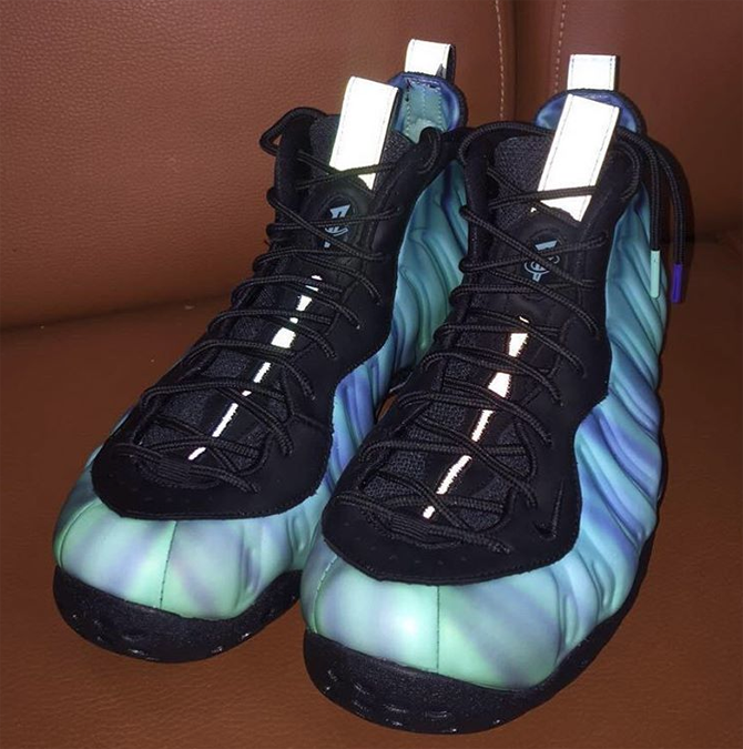 nike-foamposite-northern-lights