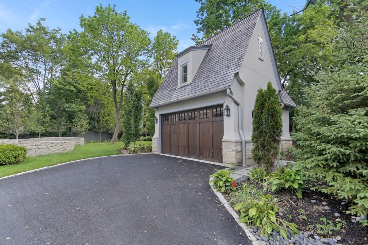 3 car detached garage chicago mansion