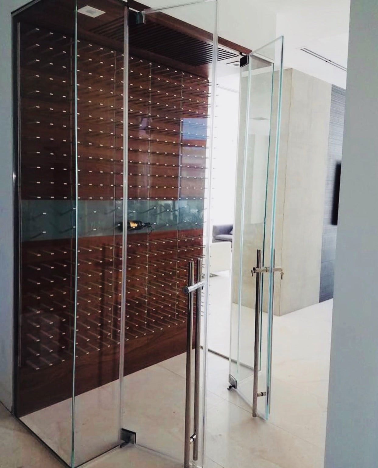 frameless glass wine room - miami fl