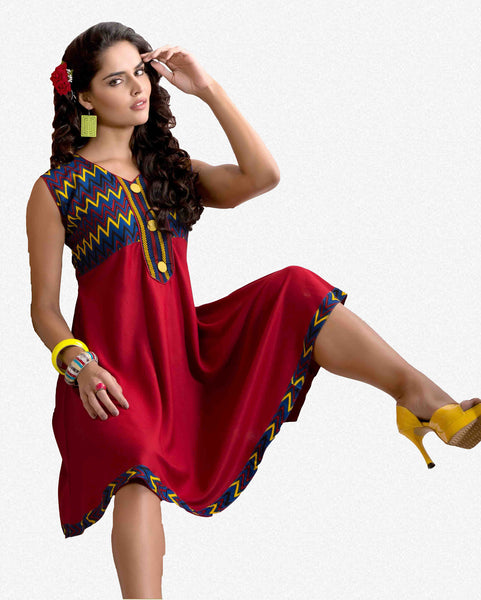 Designer tops:atisundar wonderful Rayon Designer Printed Tops in Red - 6913 - atisundar - 1 - click to zoom