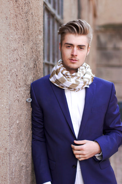 A Man's Guide to the Scarf - Besos Scarves