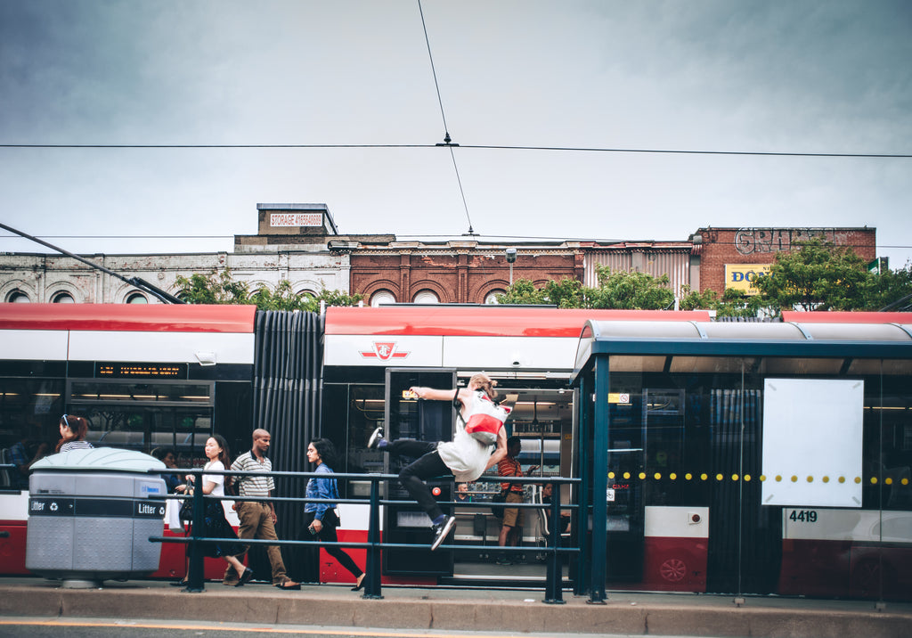 freerunning-for-a-train