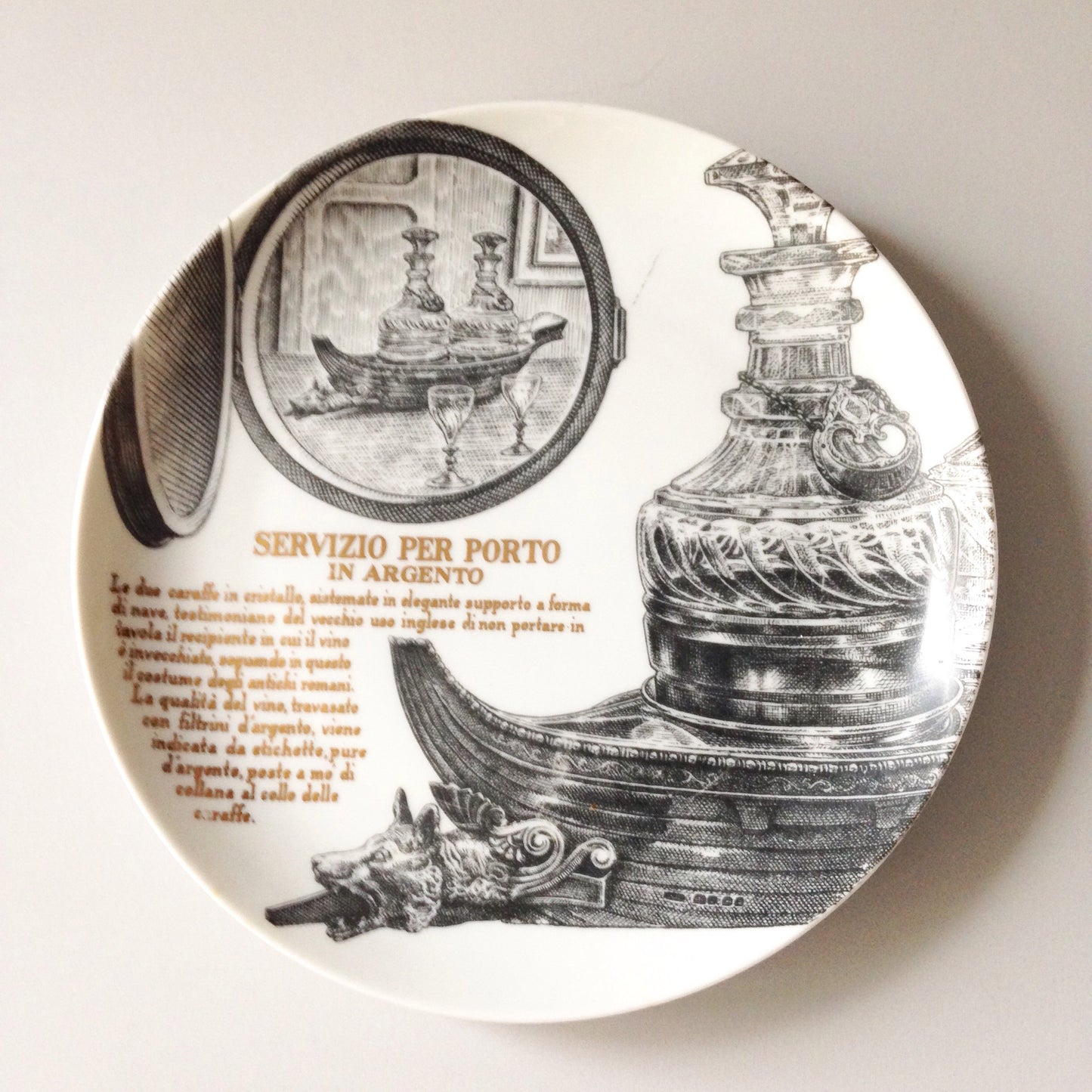 Assiette "Servizio per Porto" Piero Fornasetti