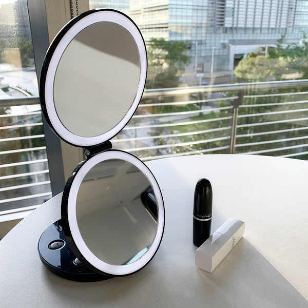 LED Lighted 3-fold Travel Compact Makeup Mirror 1X/7X Magnification magnifying mirror standing makeup magnifying bathroom s with lights trifold battery magnifying glass absolutely lush best hand zadro round makeup jerdon makeup reviews natural makeup estala hollywood vanity fancii travel makeup gala 10x magnifying makeup bestmakeup makeup with lights best ratedmakeup anjou makeup kensie vanity vanity with lights tri fold vanity wall mounted makeup lifestyle - iMartCity