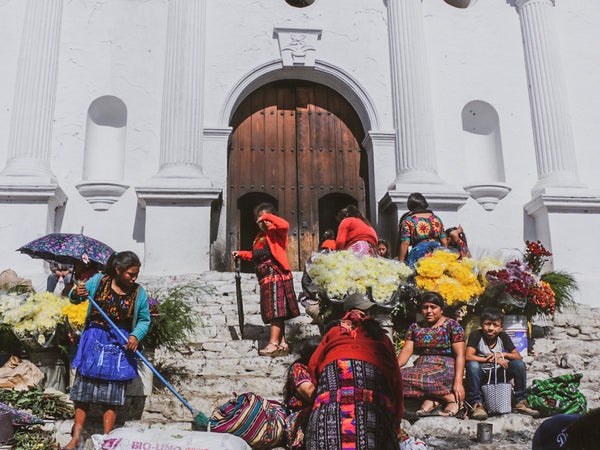 chichicastenango market women church mayalla