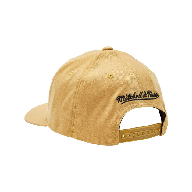 beige lakers hat