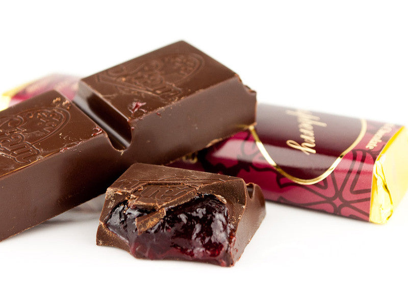 Dark Chocolate Raspberry Bar Chocolaterie Stam