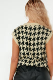 Jessie Camel Houndstooth Knit Pullover