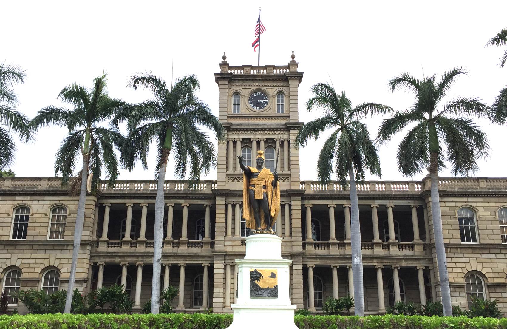 oFlop | Honolulu, Hawaii | King Kamehameha