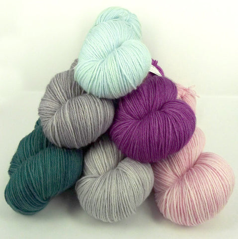 Yarn Pile - Vintage Purls