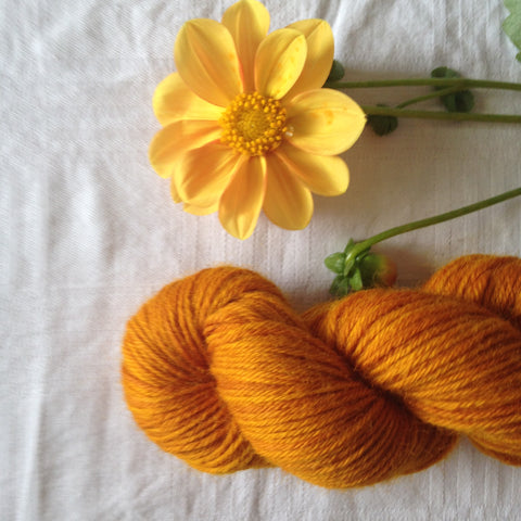 Rosewood wool yarn - yellow