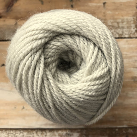 Outlaw Yarn Nyx - Parchment