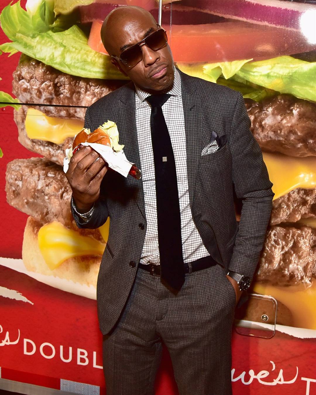 JB Smoove with Tie Mags Checkmate