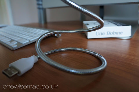 Une Bobine for iPhone - Sync and Charging Cable