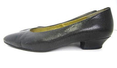 SOLD OUT: Vintage Yves Saint Laurent leather flat shoes EU35 US4.5 - 5