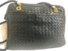 Vintage Bottega Veneta dark navy lambskin classic intrecciato shoulder bag. Classic purse for daily use.