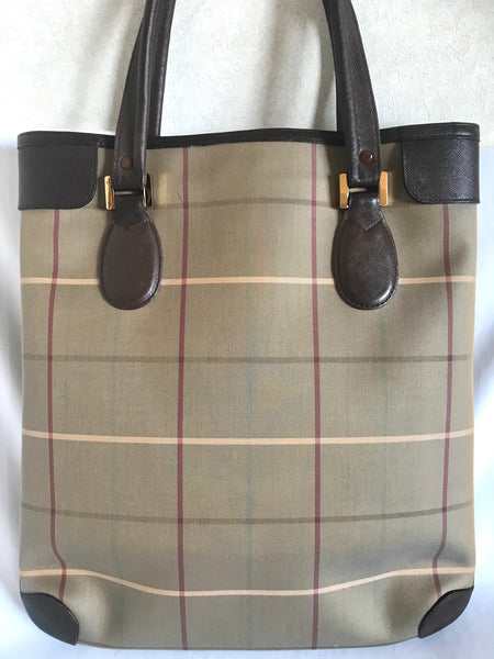 Vintage Burberry khaki and brown nova check tote bag. Classic purse from  old era. Unisex use.