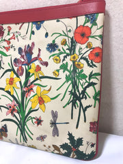 Vintage Gucci ivory beige canvas large clutch bag, portfolio bag with multicolor flower prints. A great piece from Accornero collection.