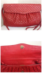Vintage Bally red woven leather, intrecciato leather handbag purse, shoulder bag with gold tone B logo. Masterpiece