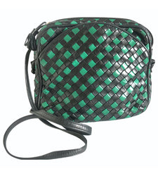 Vintage Bottega Veneta intrecciato woven lambskin shoulder bag with navy and green. Tassel to the zipper. Unique rare purse.