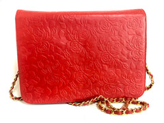 Vintage Valentino Garavani red leather chain shoulder bag with rose flower embossed design and round V motif. Can be clutch bag.