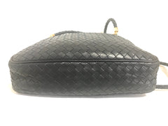 Vintage Bottega Veneta dark navy lambskin classic intrecciato shoulder bag. Classic purse for daily use.