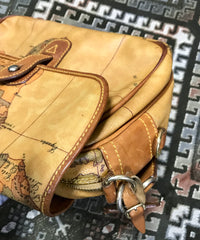 Vintage Alviero Martini Prima Classe messenger type classic shoulder bag with a map print of Africa and Southeast Asia. Unisex use.