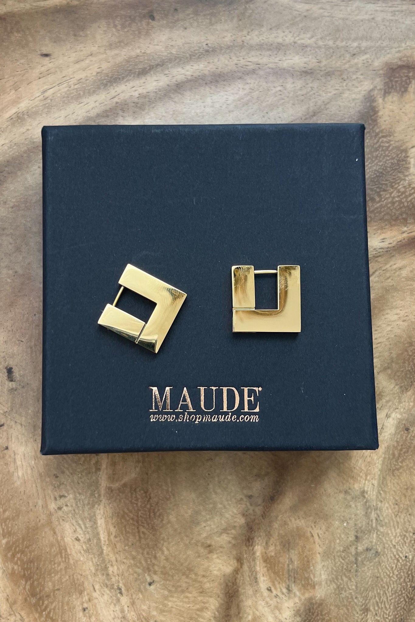 18K Square Earrings