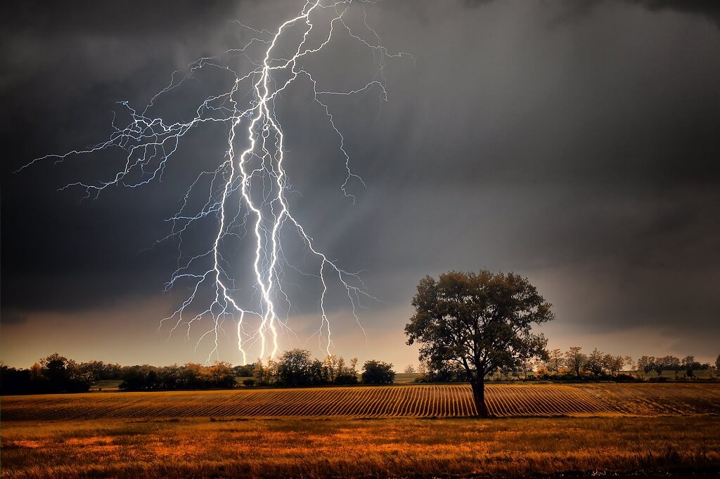 How to Take Photos of Lightning