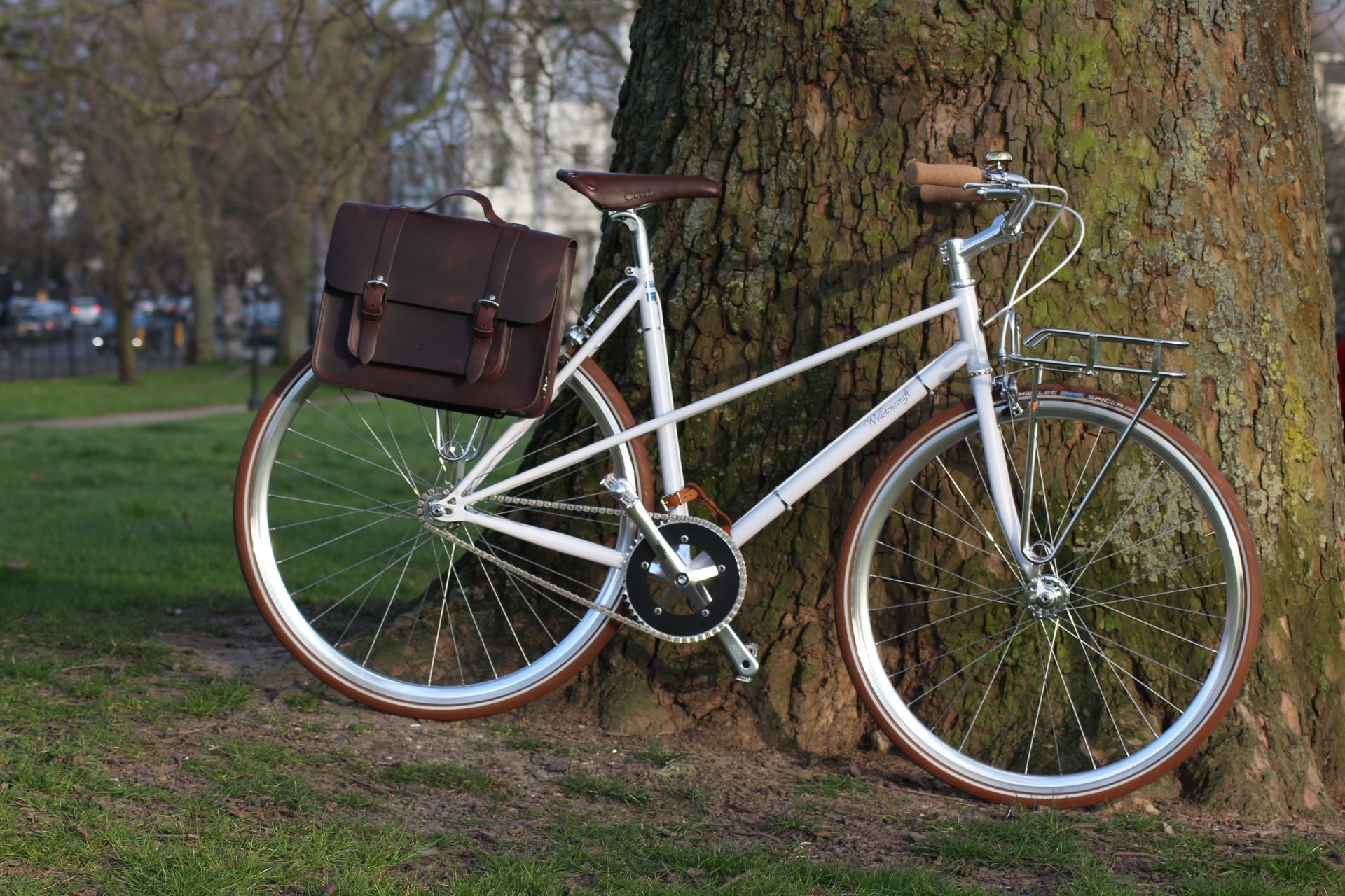 Jessica Doyle's Curated picks to discover cycling beyond summer for Le Velo Victoria Featured Freddie Classic Leather Satchel by Hill & Ellis