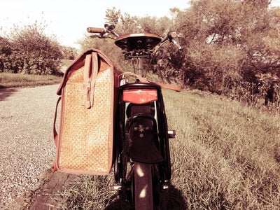 Customer photo of the Bobbin Pannier, available at Le Velo