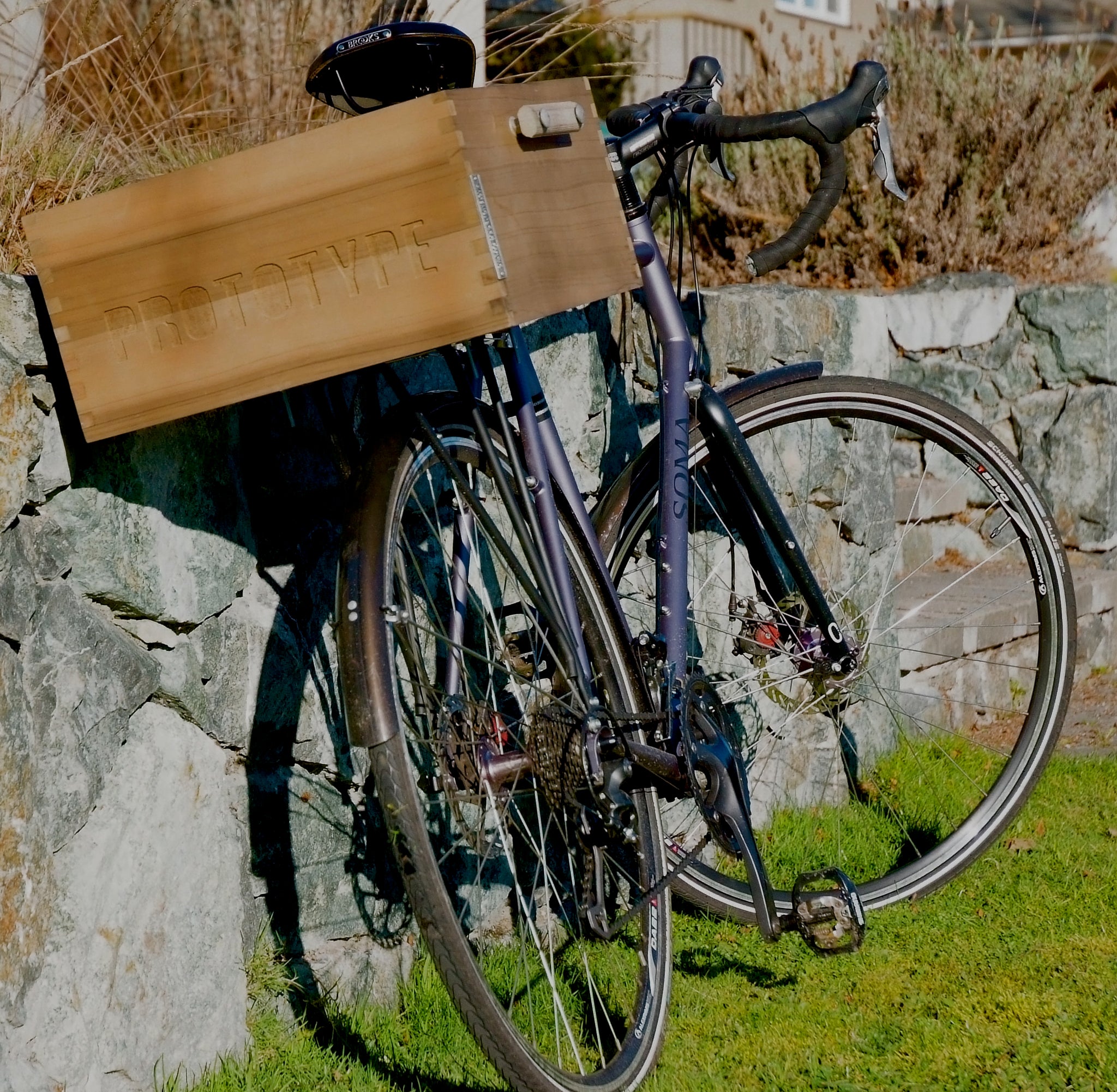 Transporter Bicycle crate available at Le Vélo Victoria