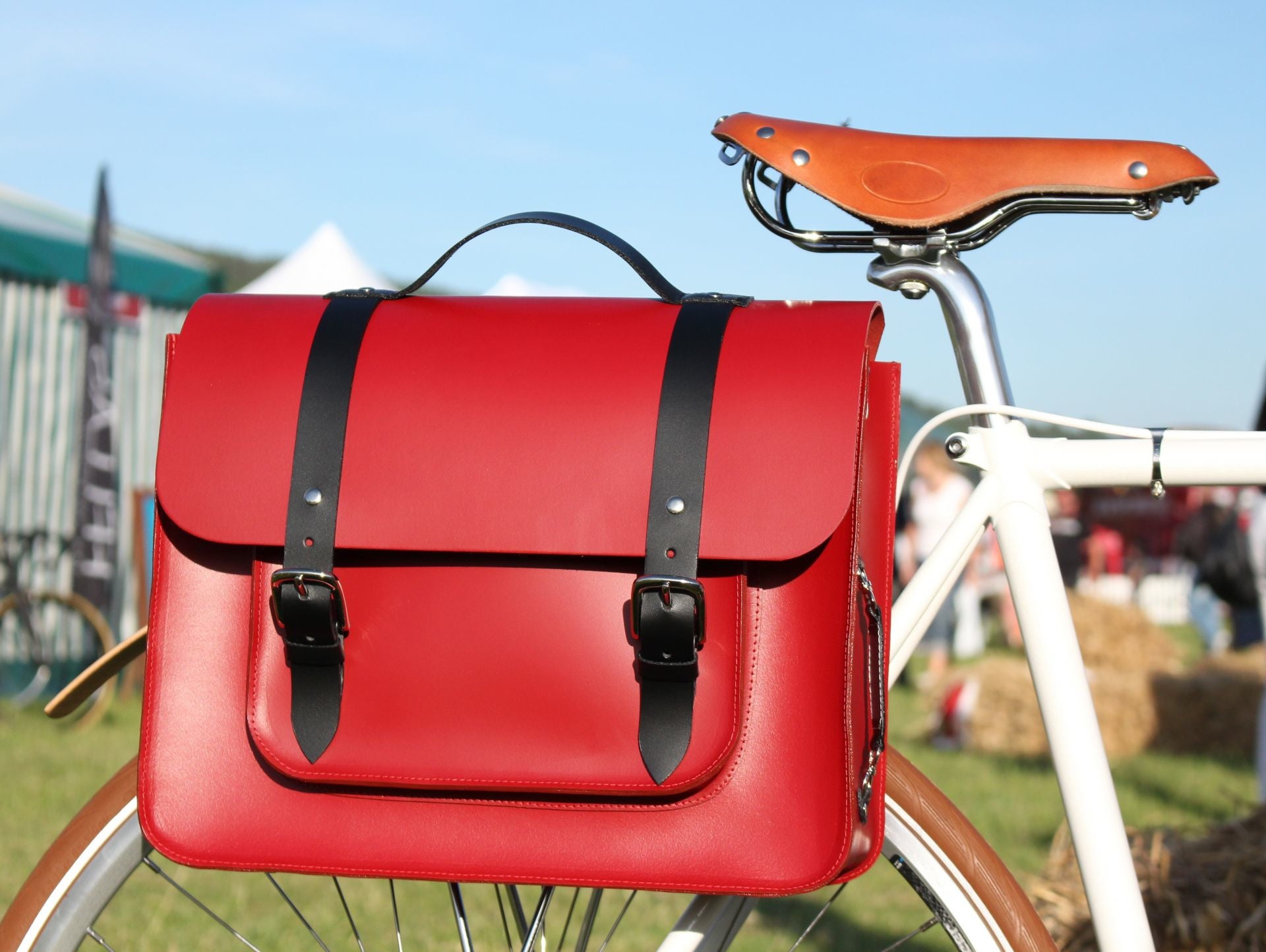 Hill & Ellis Leather bags & panniers available at Le Velo Victoria