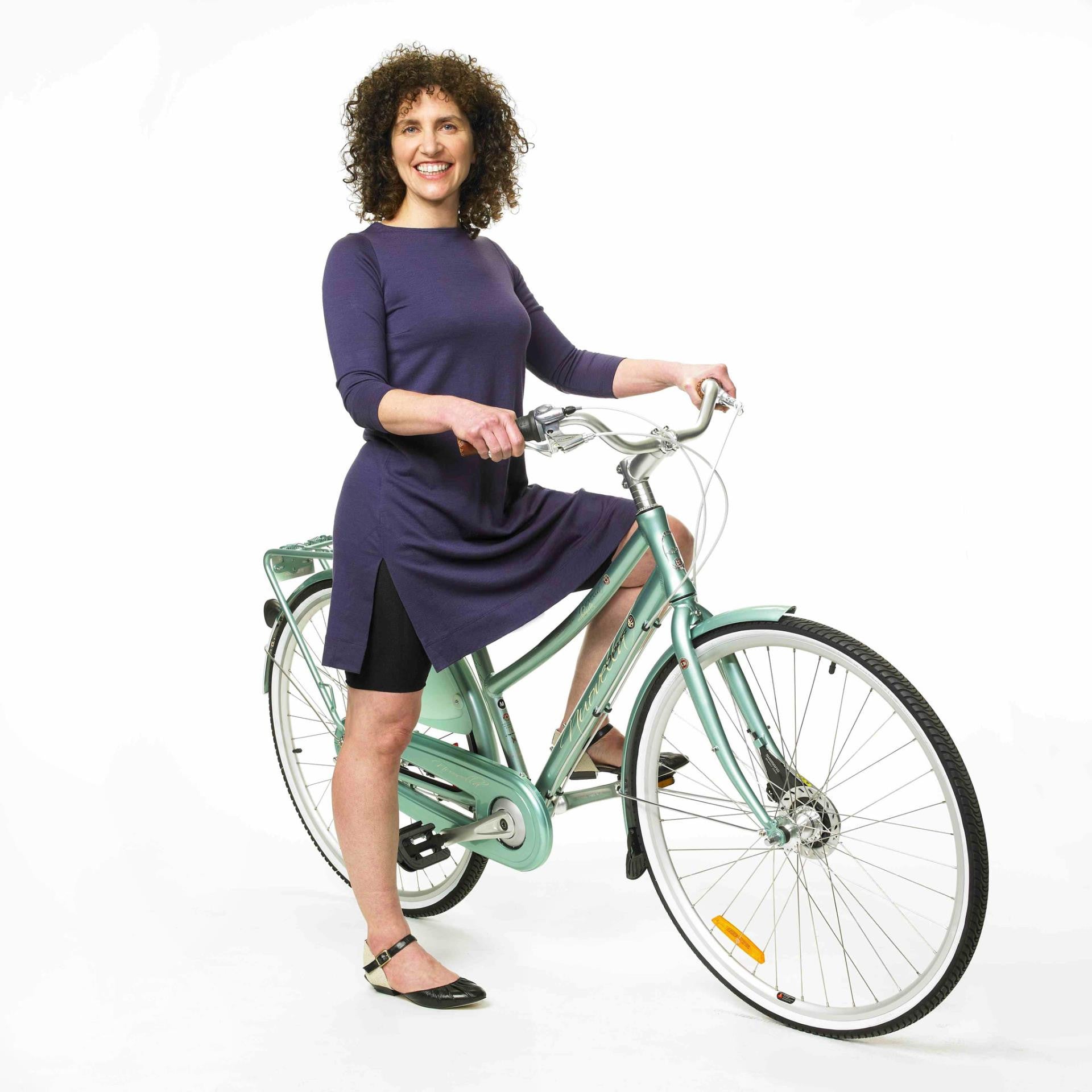 Olena Russell's curated picks for summer cycling for Le Velo Victoria Featuring Merino Wool Tunnics