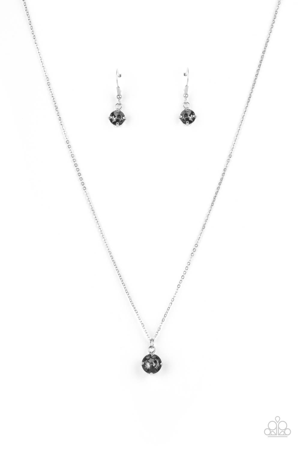 dainty demure silver necklace