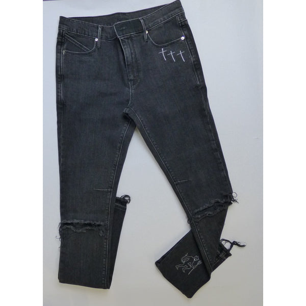 frayed jeans shorts