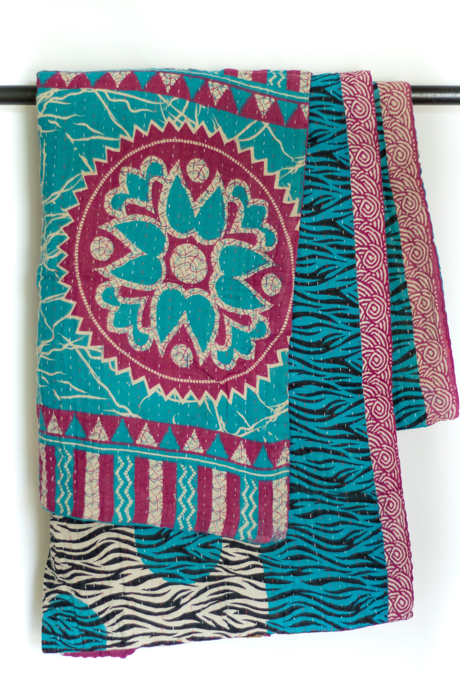 Kantha Cotton Quilts And Throw Blankets Page 2 Dignify