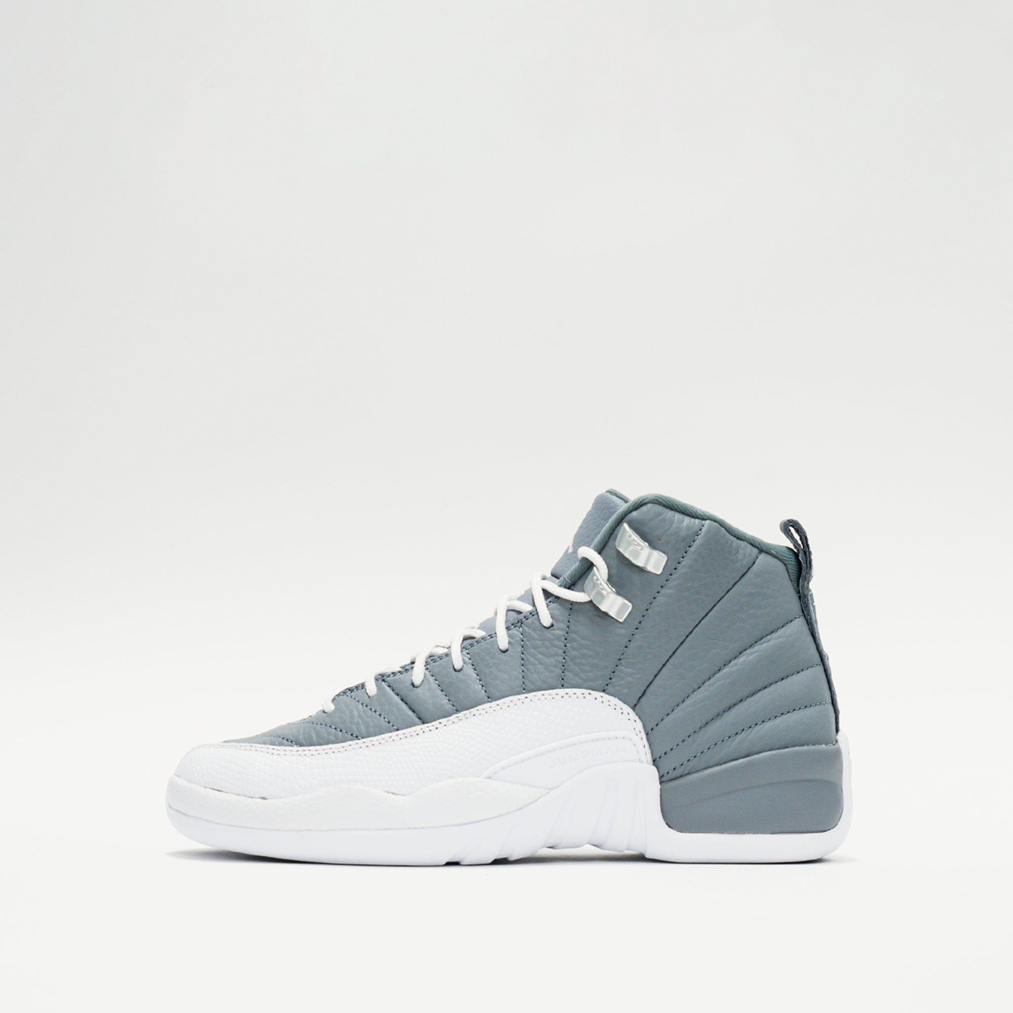 big kid jordan retro 12