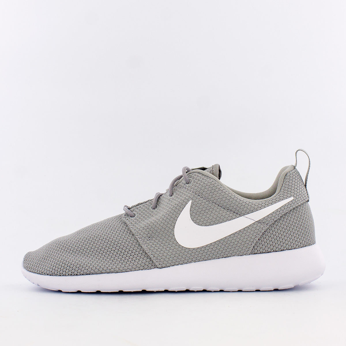 nike roshe one grey red