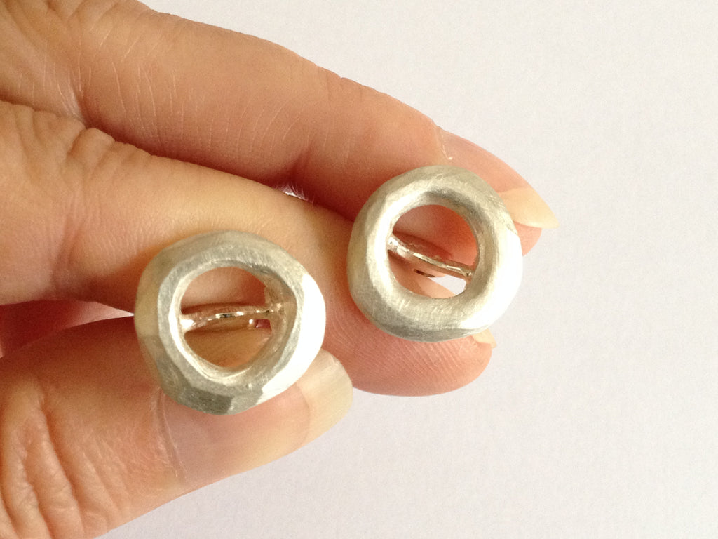 Medium O Silver Circle Cufflinks