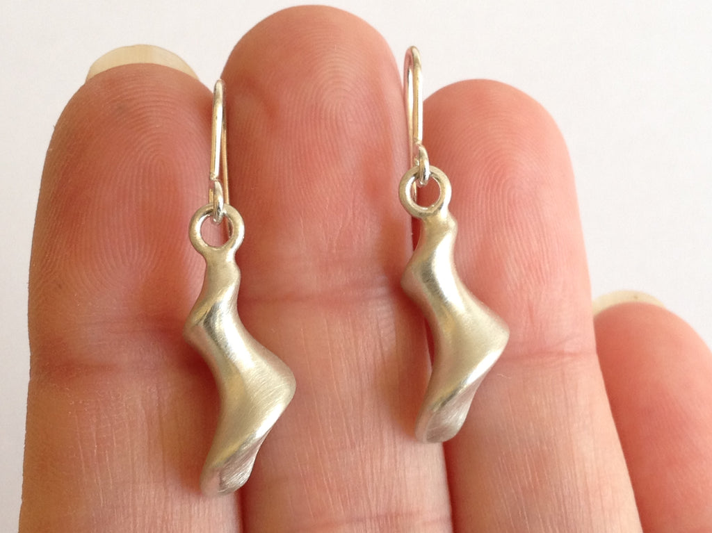 Spiral Twist Silver Dangling Drop Earrings by Fiona DeMarco