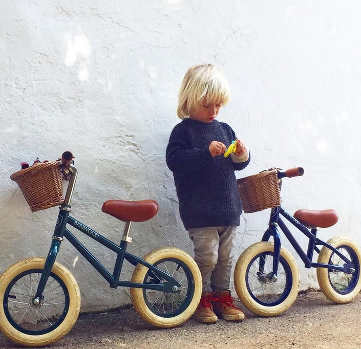 banwood balance bike. stylish balance bike. boys banwod bike