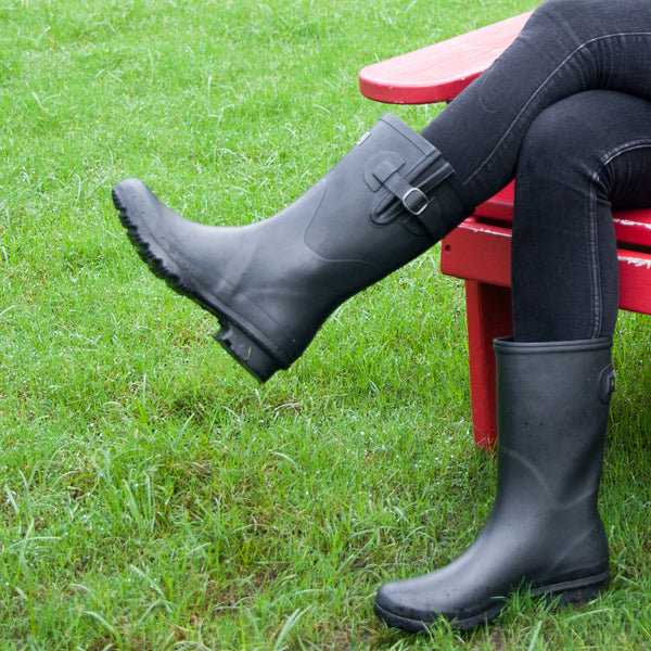 black welly boots