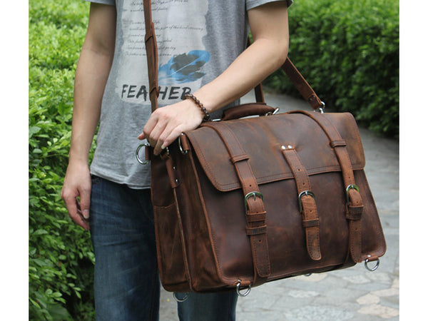 Man wearing dark-brown Selvaggio handmade leather briefcase & backpack