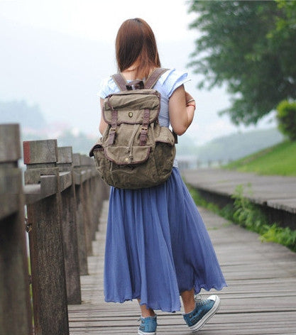 Stylish woman wearing the Serbags fashion canvas backpack
