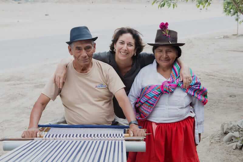 picture of crafters in peru